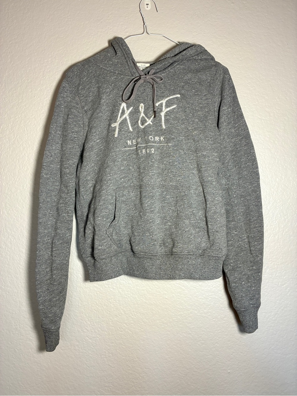 Abercrombie & Fitch Gray Hooded Pullover Sweatshirt